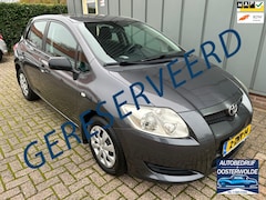 Toyota Auris - 1.4 D-4D Luna 5DEURS//APK//AIRCO//CV+AB