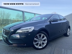 Volvo V40 - 2.0 T3 Nordic+Luxury Panoramadak, Leder, Parkeerverwarming met timer, Parkeercamera, Stoel