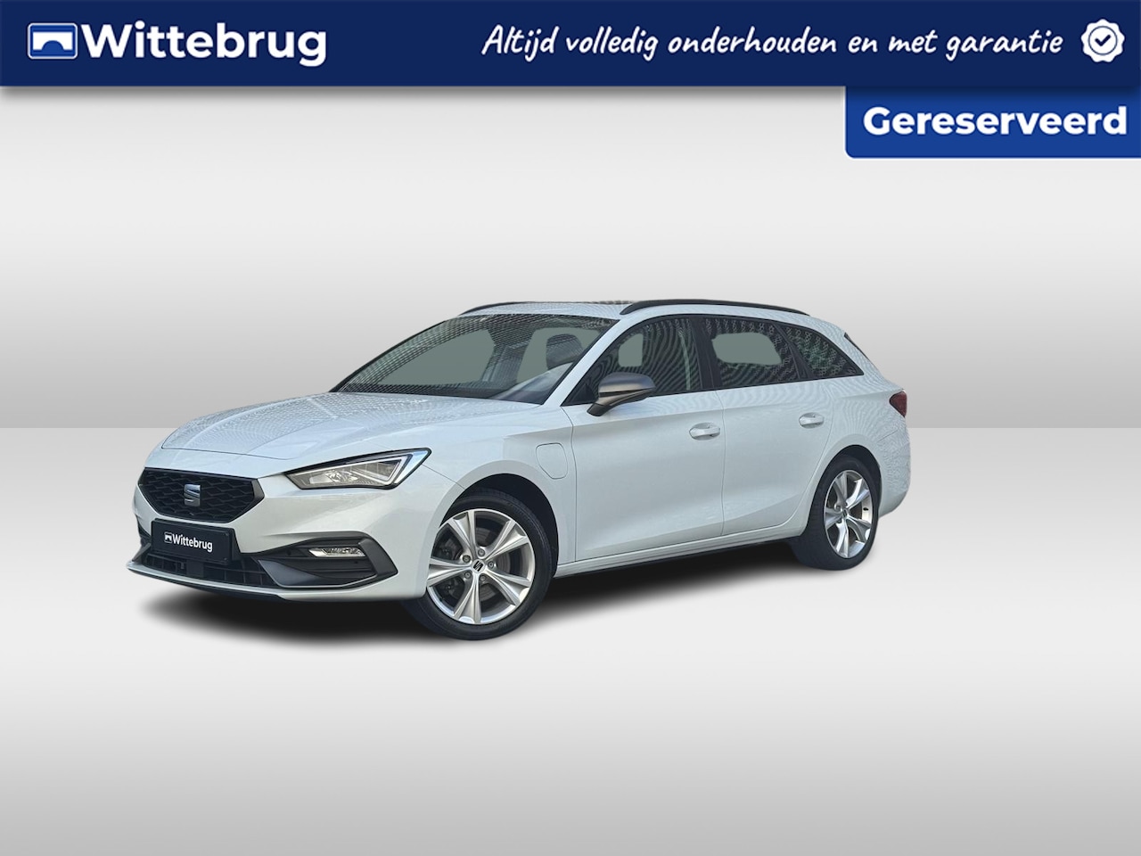 Seat Leon Sportstourer - 1.4 TSI eHybrid PHEV 204PK DSG FR / 17" LMV / Panoramadak / Achteruitrijcamera / Stuur + S - AutoWereld.nl