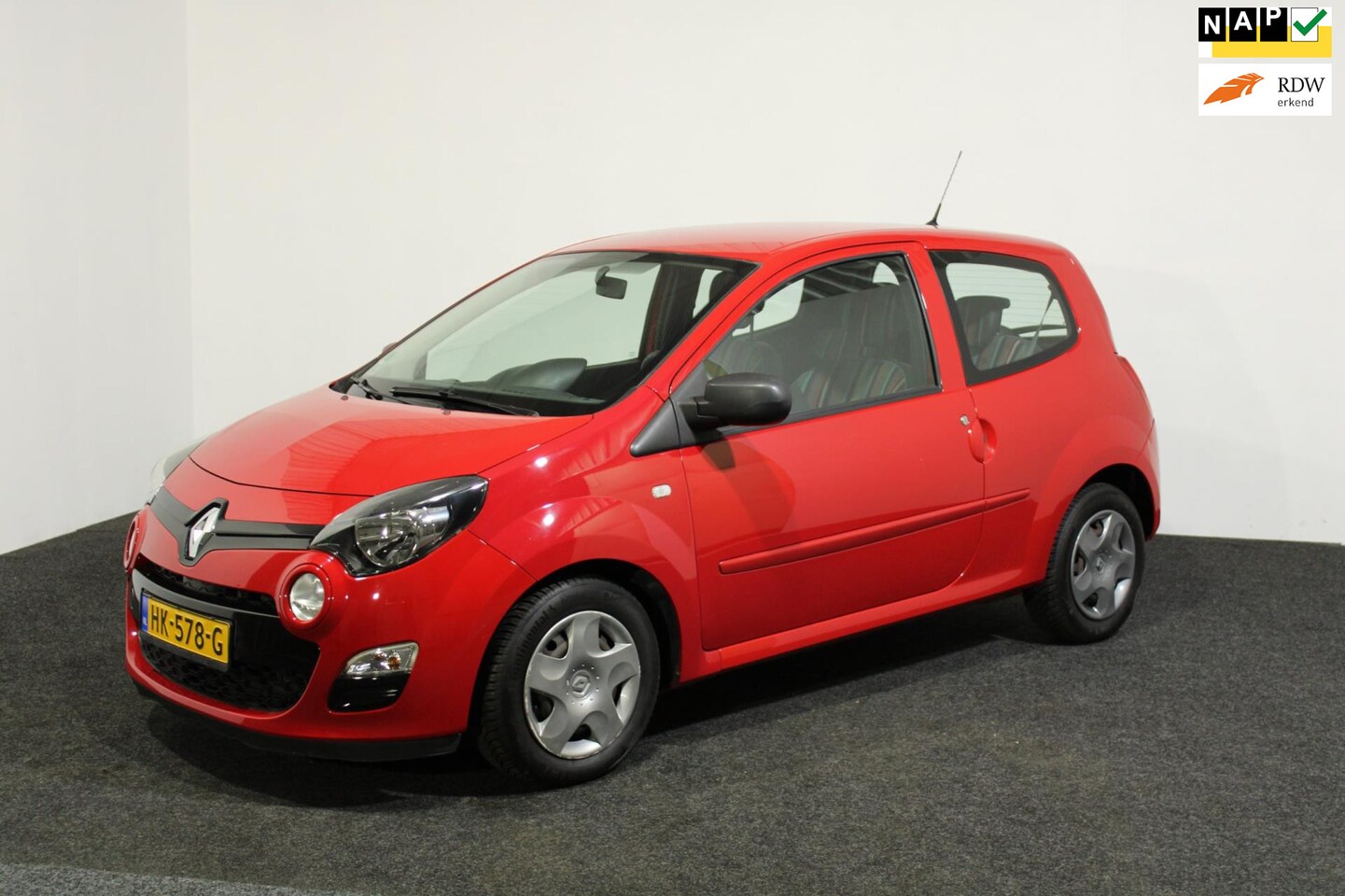 Renault Twingo - 1.2 16V Authentique |Cruise|Nwe APK|km historie aantoonbaar! - AutoWereld.nl