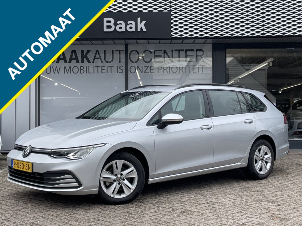 Volkswagen Golf Variant - 1.0 eTSI Life | Automaat | Navi - AutoWereld.nl