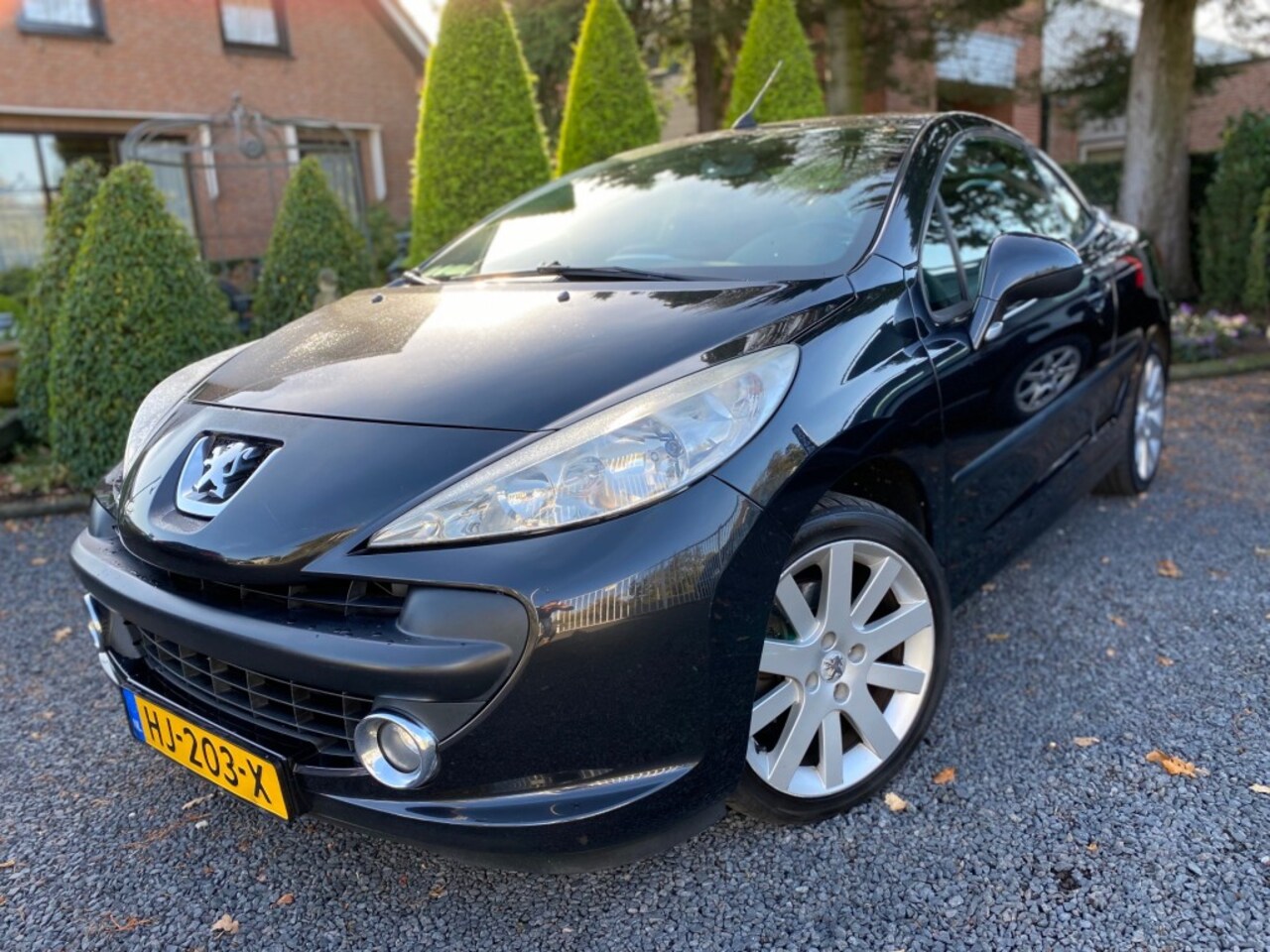 Peugeot 207 - 207 CC 1.6 VTI Android Multimedia CABRIOLET!!!! - AutoWereld.nl