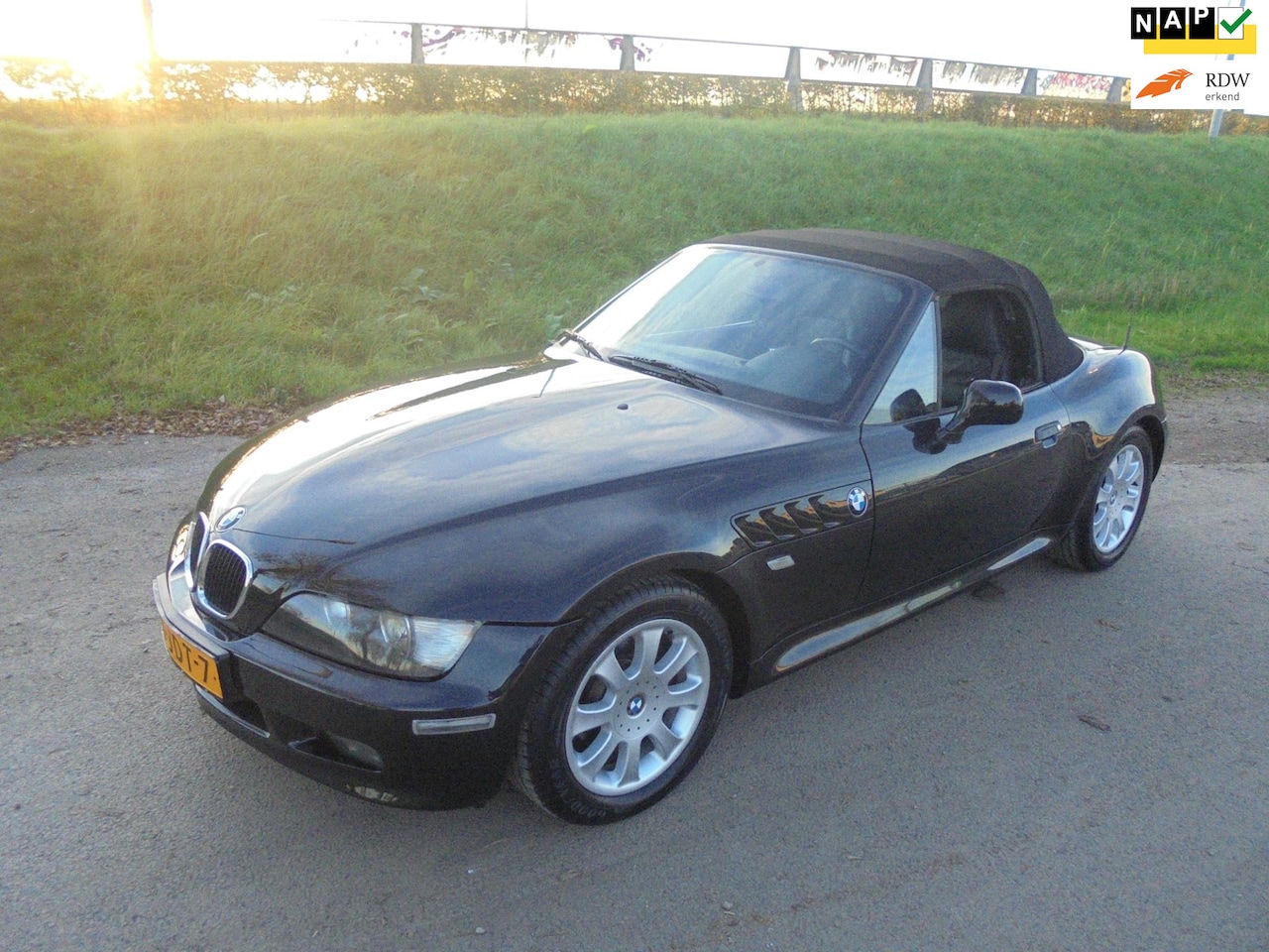 BMW Z3 Roadster - Bmw Z3 1.9 benzine cabrio airco zwart leer lmv - AutoWereld.nl