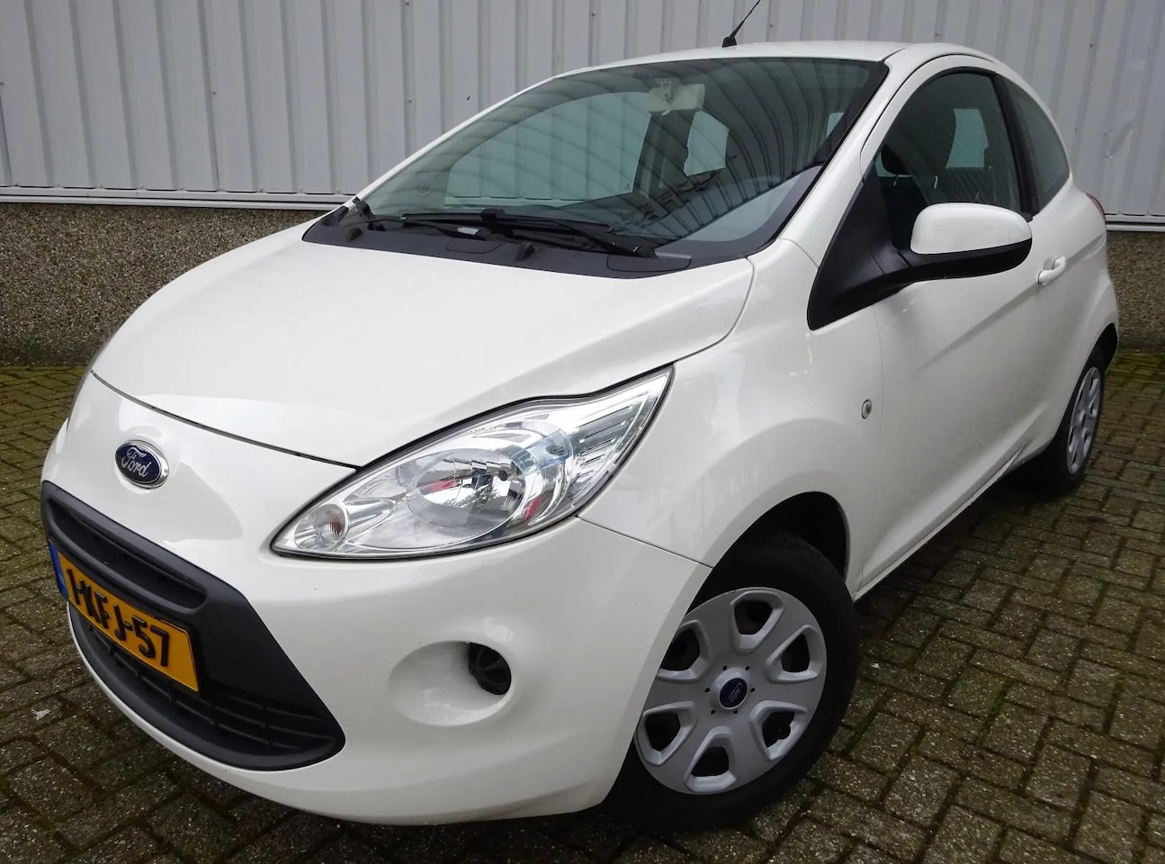 Ford Ka - 1.2 Champions Edition start/stop 1.2 Champions Edition start/stop - AutoWereld.nl