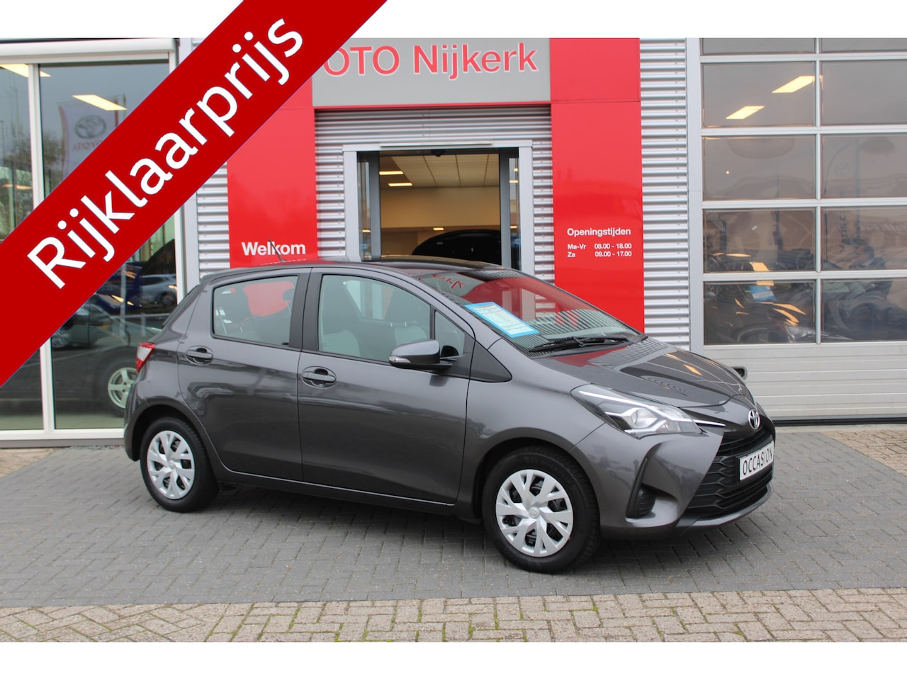 Toyota Yaris - 1.5 VVT-i Active 5 deurs met navigatie - AutoWereld.nl