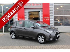 Toyota Yaris - 1.5 VVT-i Active 5 deurs met navigatie