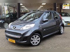 Peugeot 107 - 1.0-12V Millesim 200 2e EIG | AIRCO | TREKHAAK | NAP