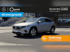 Mercedes-Benz EQA - 250 67 kWh | Panoramadak | Dode hoek assistent | Getint glas | 360 camera |