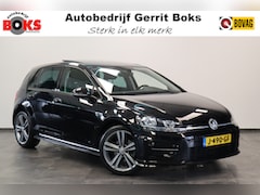 Volkswagen Golf - 1.5 TSI Highline Business R Panoramadak Cruise/Climate Automaat blind spot