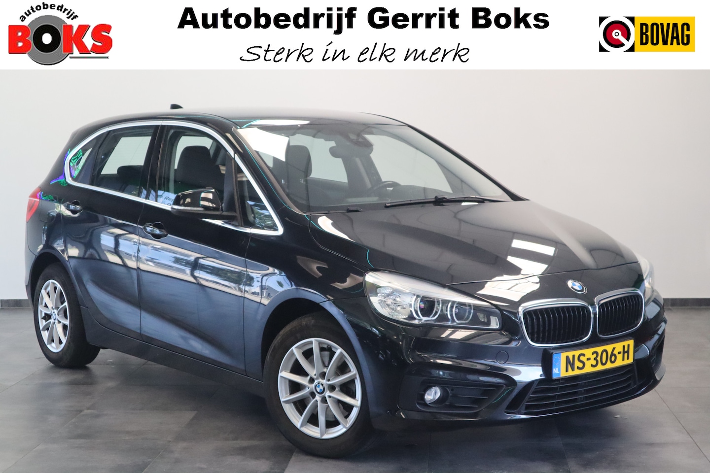 BMW 2-serie Active Tourer - 220i Executive Navigatie Cruise control trekhaak 16 LMV - AutoWereld.nl