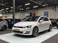 Volkswagen Golf - 1.4 TSI 140PK 5-Deurs *28255KM* Panodak Clima Airco