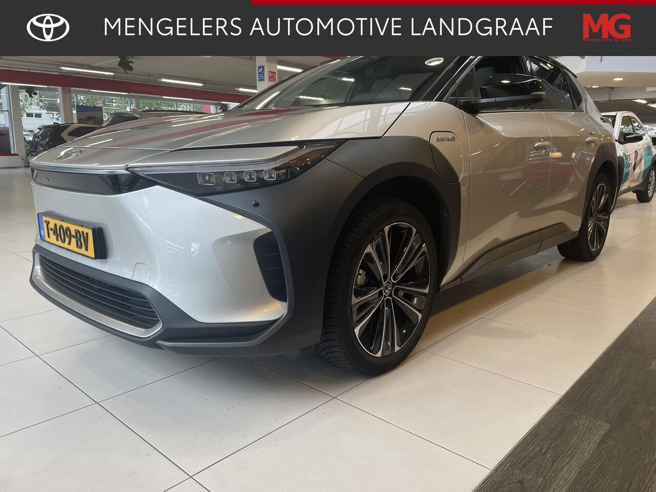 Toyota bZ4X - Premium 71 kWh 3 fase full options 20" - AutoWereld.nl