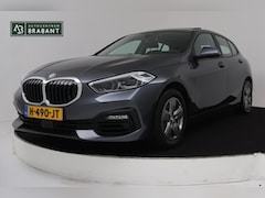 BMW 1-serie - 118i Executive Edition Automaat (PANORAMADAK, NAVIGATIE, CAMERA, PDC, CRUISE, SFEERV, NL-A