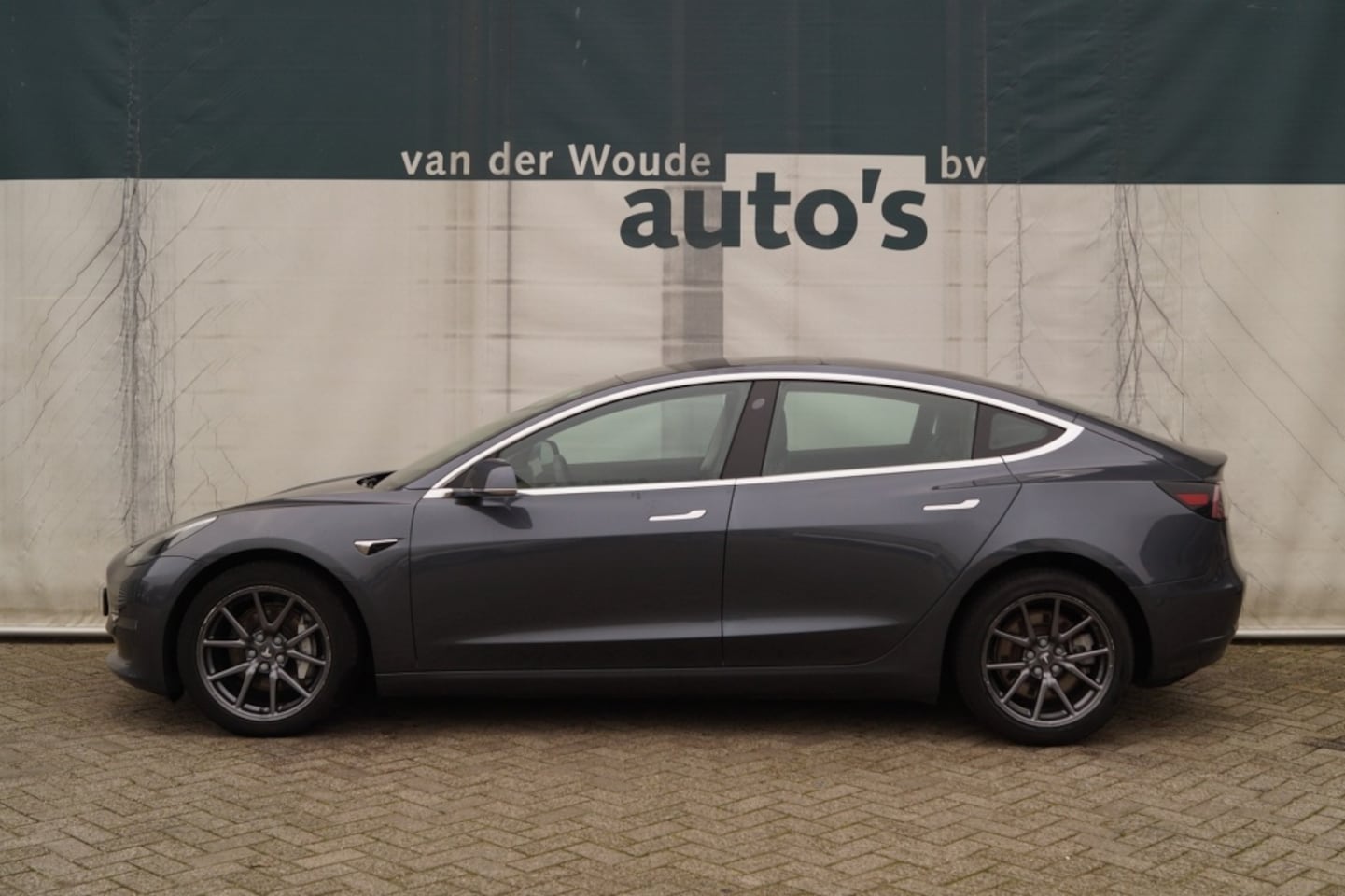 Tesla Model 3 - Long Range RWD Long Range RWD 75kWh - AutoWereld.nl