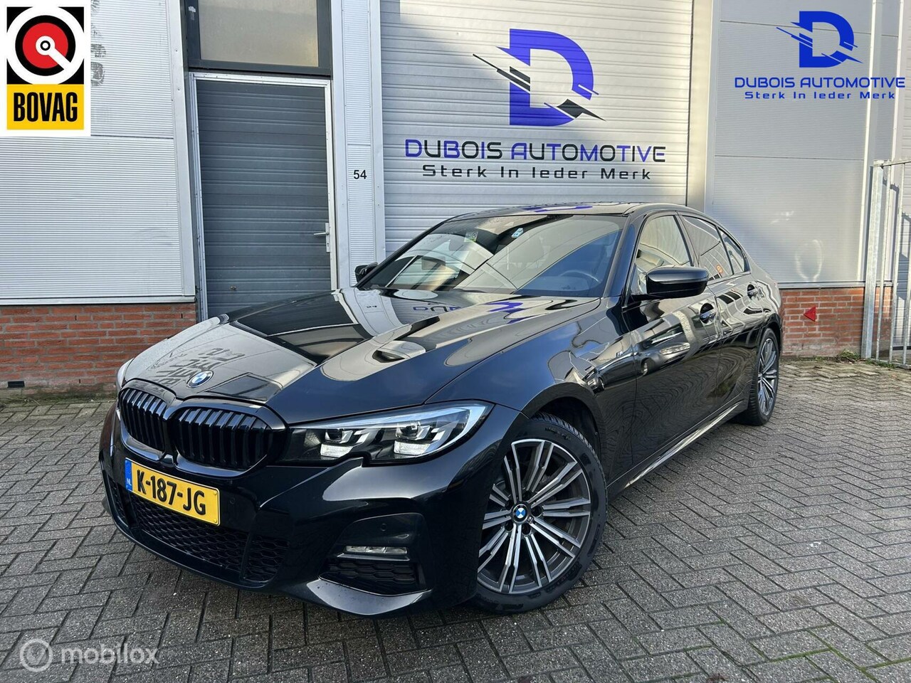 BMW 3-serie - 318i High Executive| Fabrieksgarantie TM 01/2026 - AutoWereld.nl