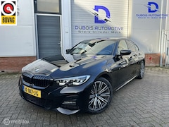 BMW 3-serie - 318i High Executive| Fabrieksgarantie TM 01/2026