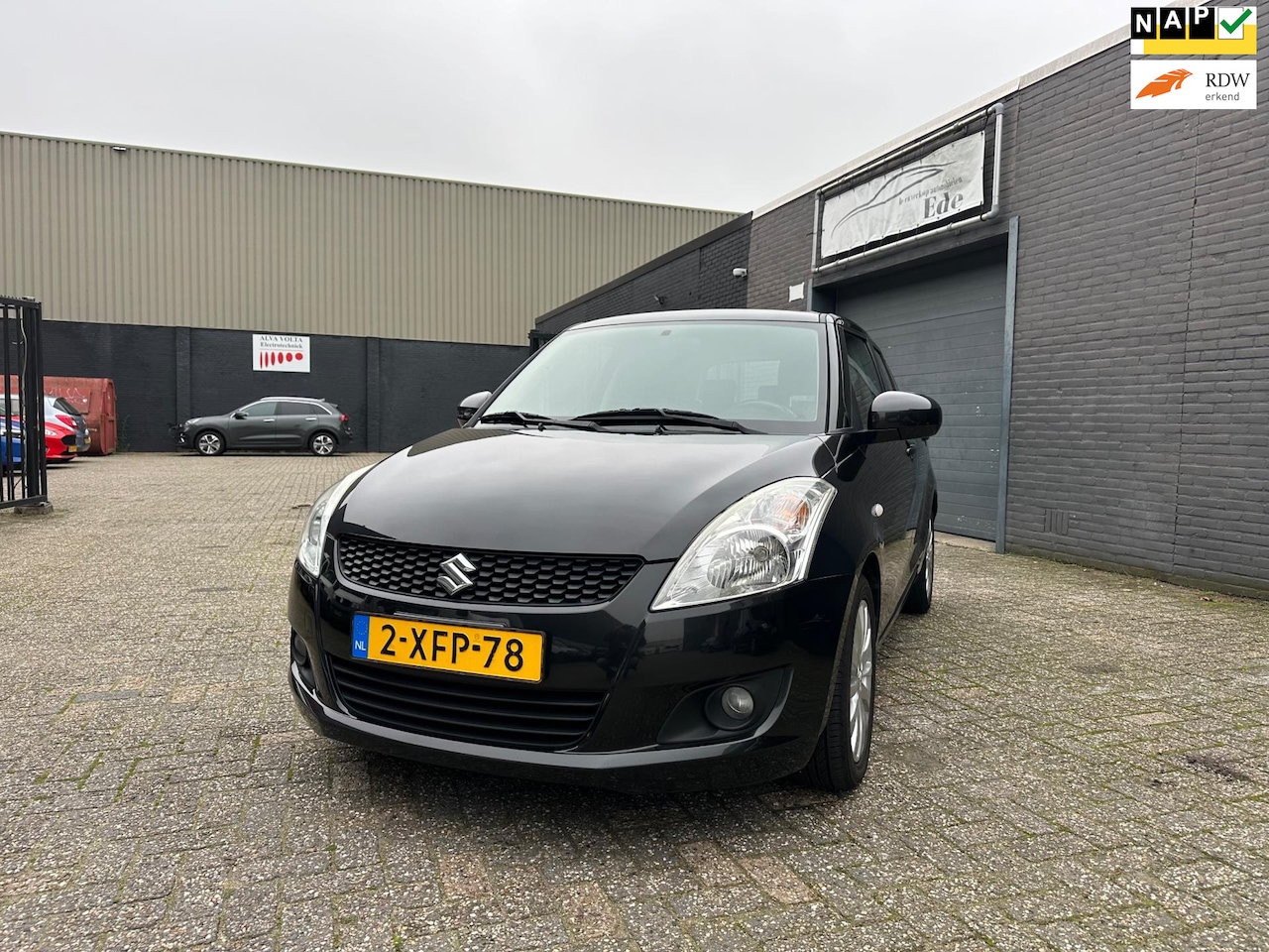 Suzuki Swift - 1.2 Exclusive EASSS Clima Cruise Keyless LM-Wielen APK NAP. - AutoWereld.nl