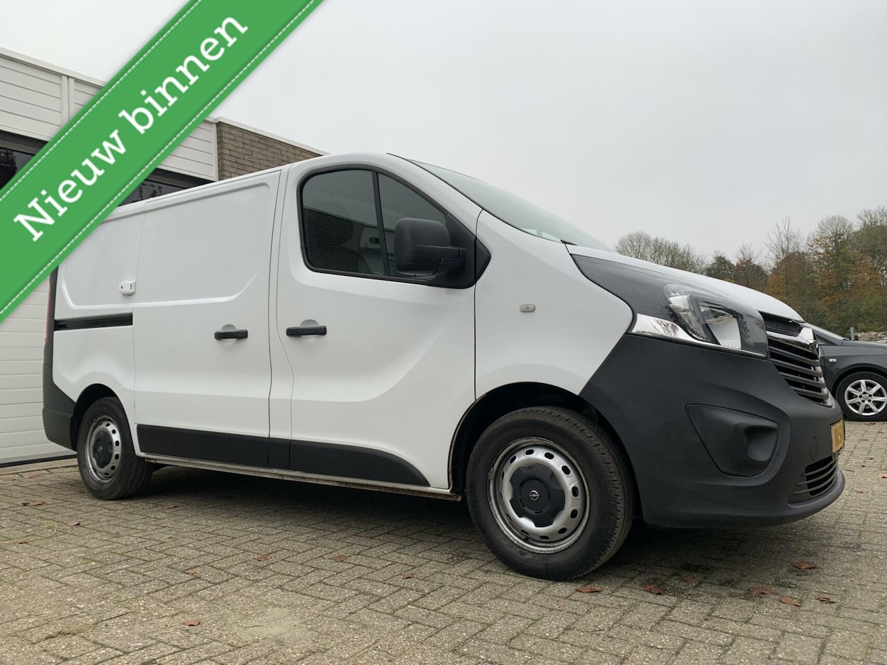 Opel Vivaro - bestel 1.6 CDTI L1H1 Sport NAP NWE APK 2xSchuifdeuren Airco Navi Camera Trekhaak - AutoWereld.nl