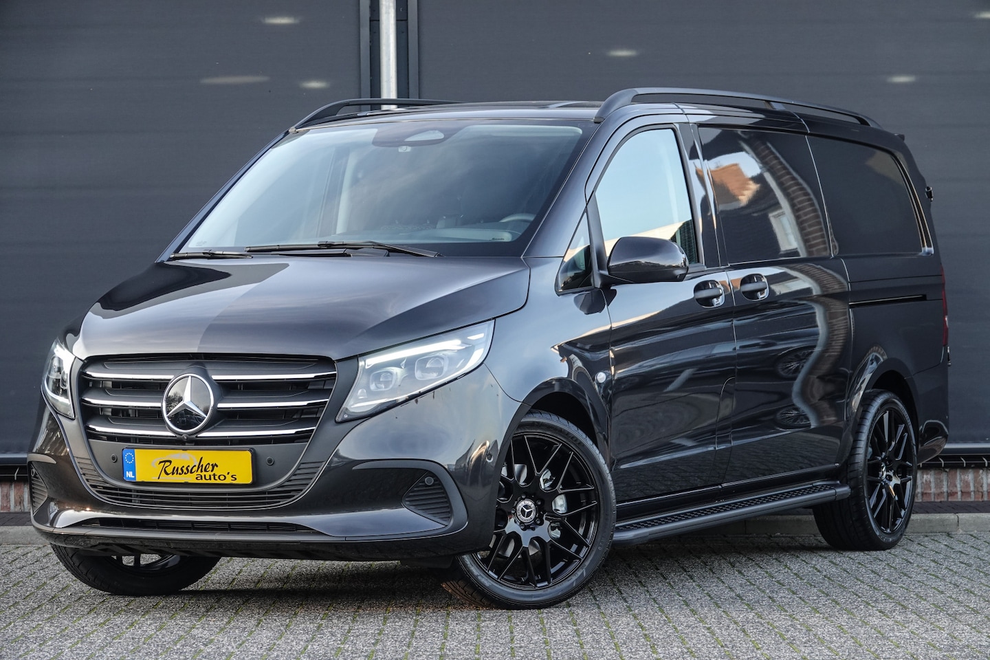 Mercedes-Benz Vito - 119Cdi 190Pk 9G-Tronic Aut. | Select | Lang | 360° Camera | 2xSchuifdeur | Treeplanken | 2 - AutoWereld.nl