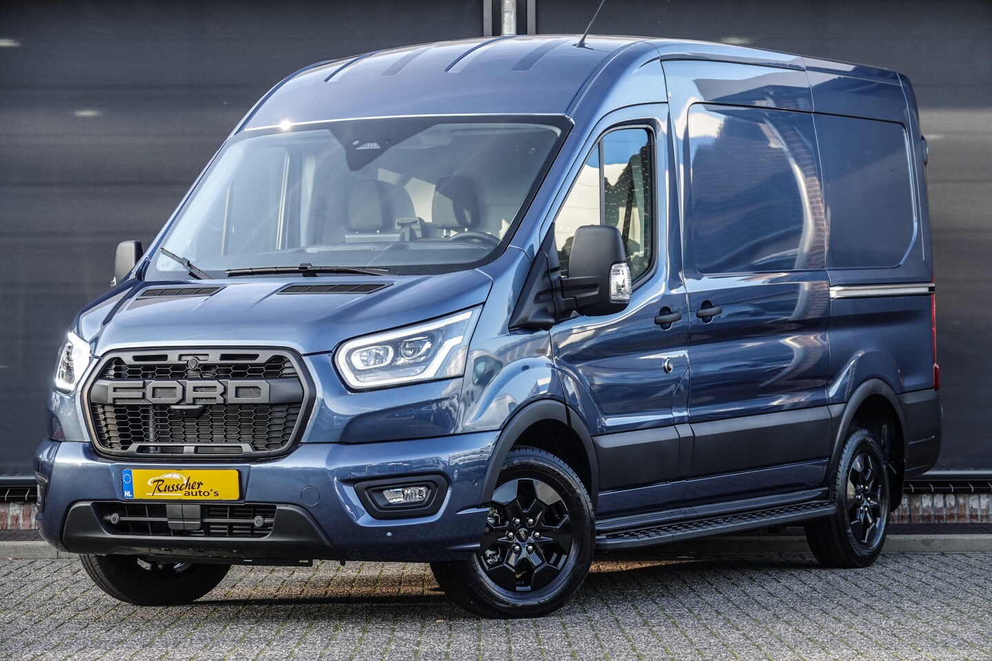 Ford Transit - L2H2 2.0Tdci 130Pk | 310 | Raptor Edition | Virtual Cockpit | 360° camera | 2xSchuifdeur | - AutoWereld.nl