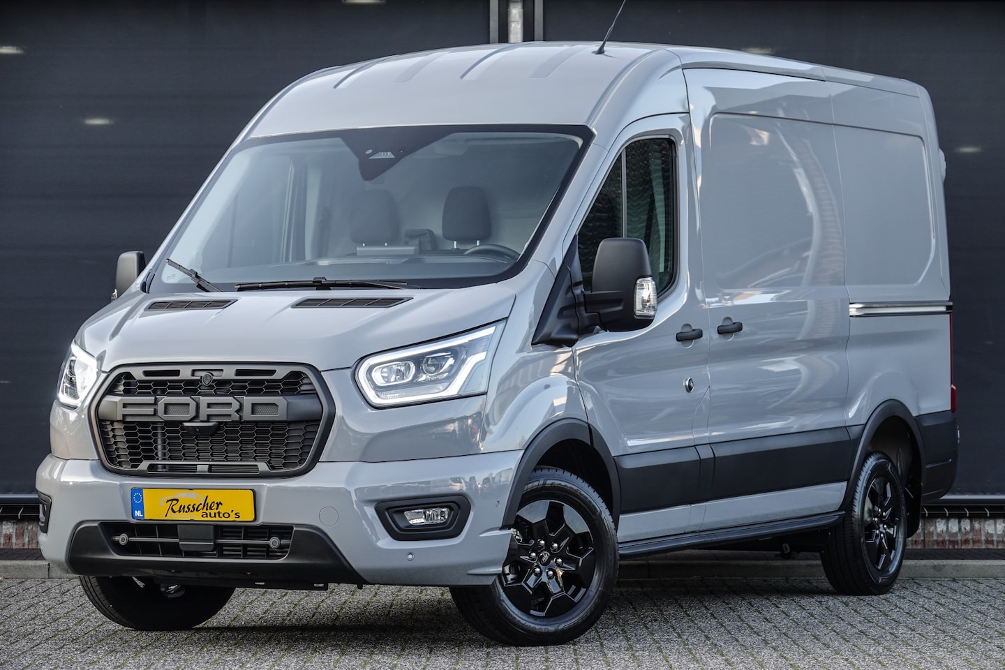 Ford Transit - L2H2 2.0Tdci 130Pk | 310 | Raptor Edition | Virtual Cockpit | 360° camera | 2xSchuifdeur | - AutoWereld.nl