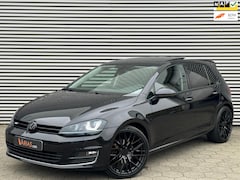 Volkswagen Golf - 1.4 TSI ACT Highline Pano Navi Xenon CarPlay