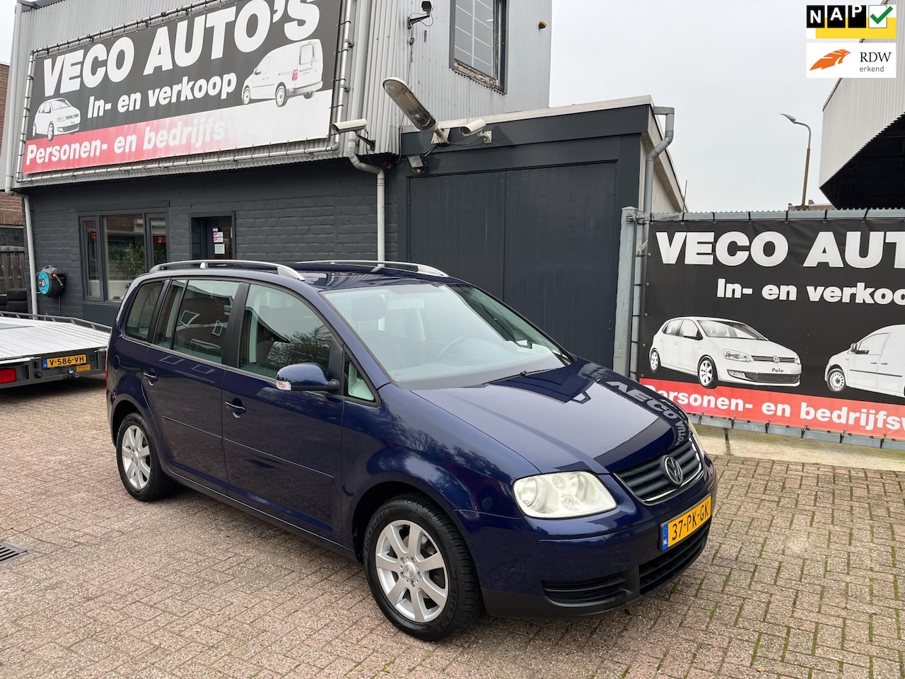 Volkswagen Touran - 1.6-16V FSI Trendline ecc airco nette auto dealer onderhouden - AutoWereld.nl