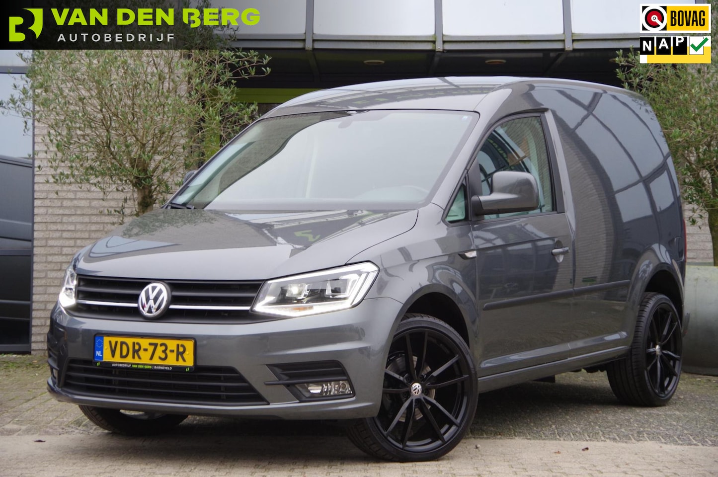 Volkswagen Caddy - 2.0 TDI L1 Exclusive Edition, LED, NAVI, ADAPT. CRUISE, AIRCO, APPLE CARPLAY - AutoWereld.nl