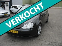 Volkswagen Golf - 1.6 FSI Trendline