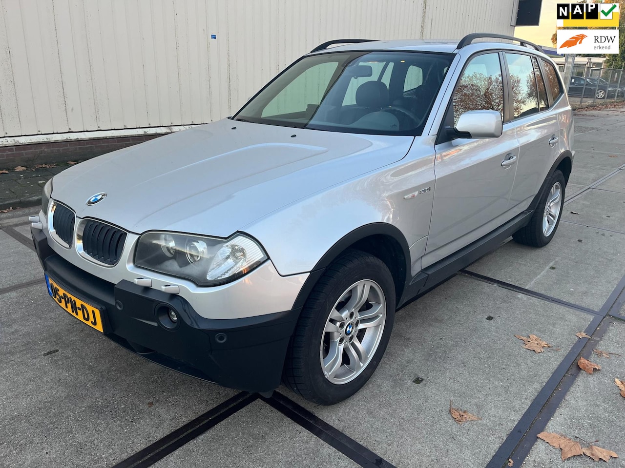 BMW X3 - 3.0i Executive nieuwe apk youngtimer - AutoWereld.nl