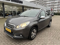 Peugeot 2008 - 1.2 Style Cruise lmv Pdc Panodak Trekhaak Nap