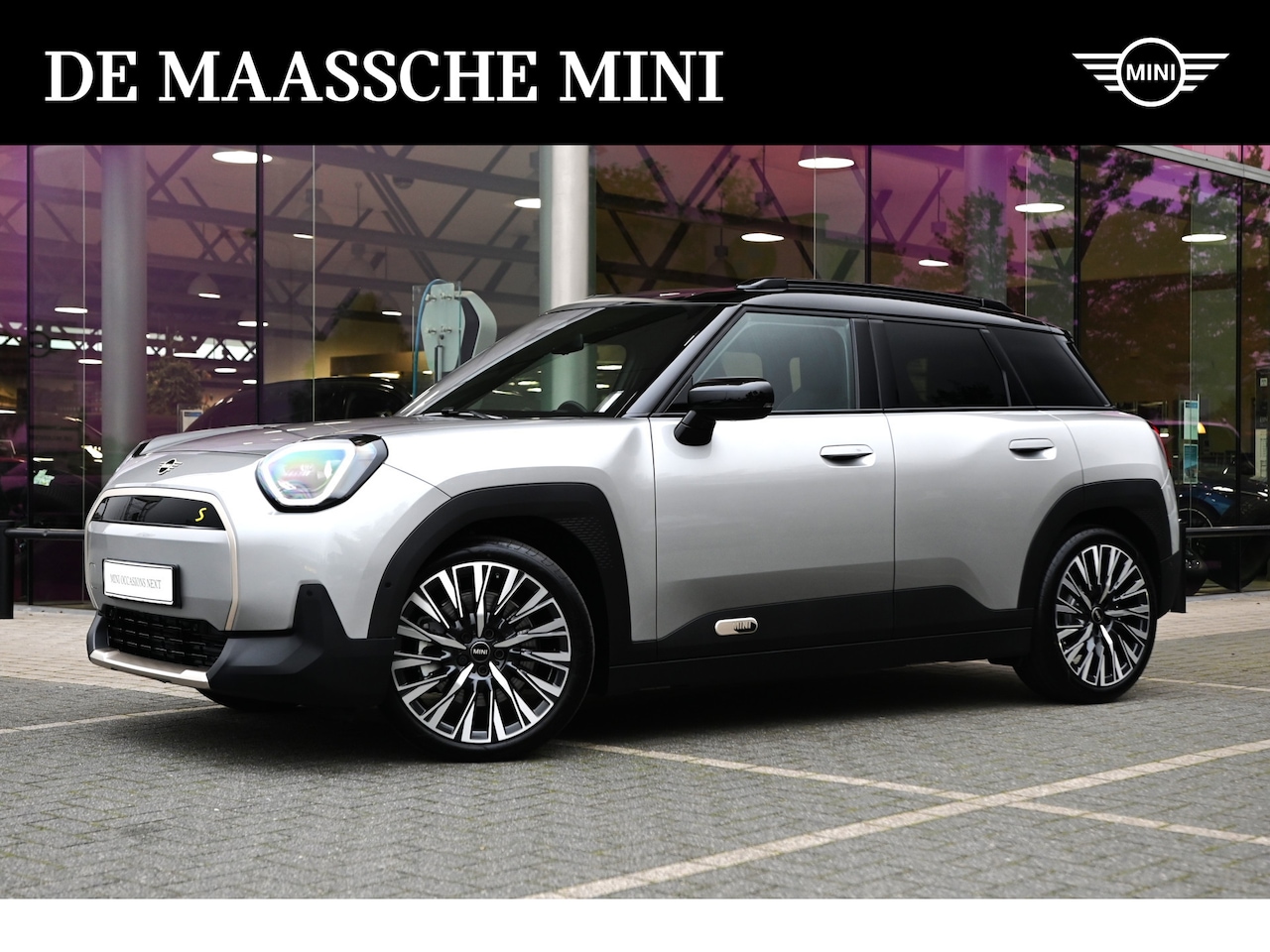 MINI Mini-Electric - Aceman SE / Favoured / Pakket M / 19" Eternal Spoke 2-tone - AutoWereld.nl