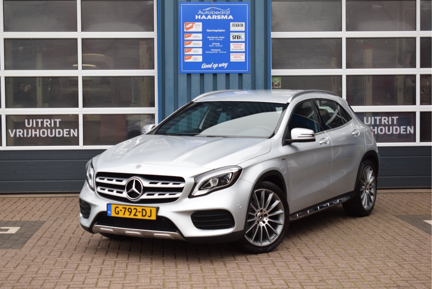 Mercedes-Benz GLA-Klasse - 180 Sport Edition Premium Plus 180 Sport Edition Premium Plus AMG-LINE - AutoWereld.nl