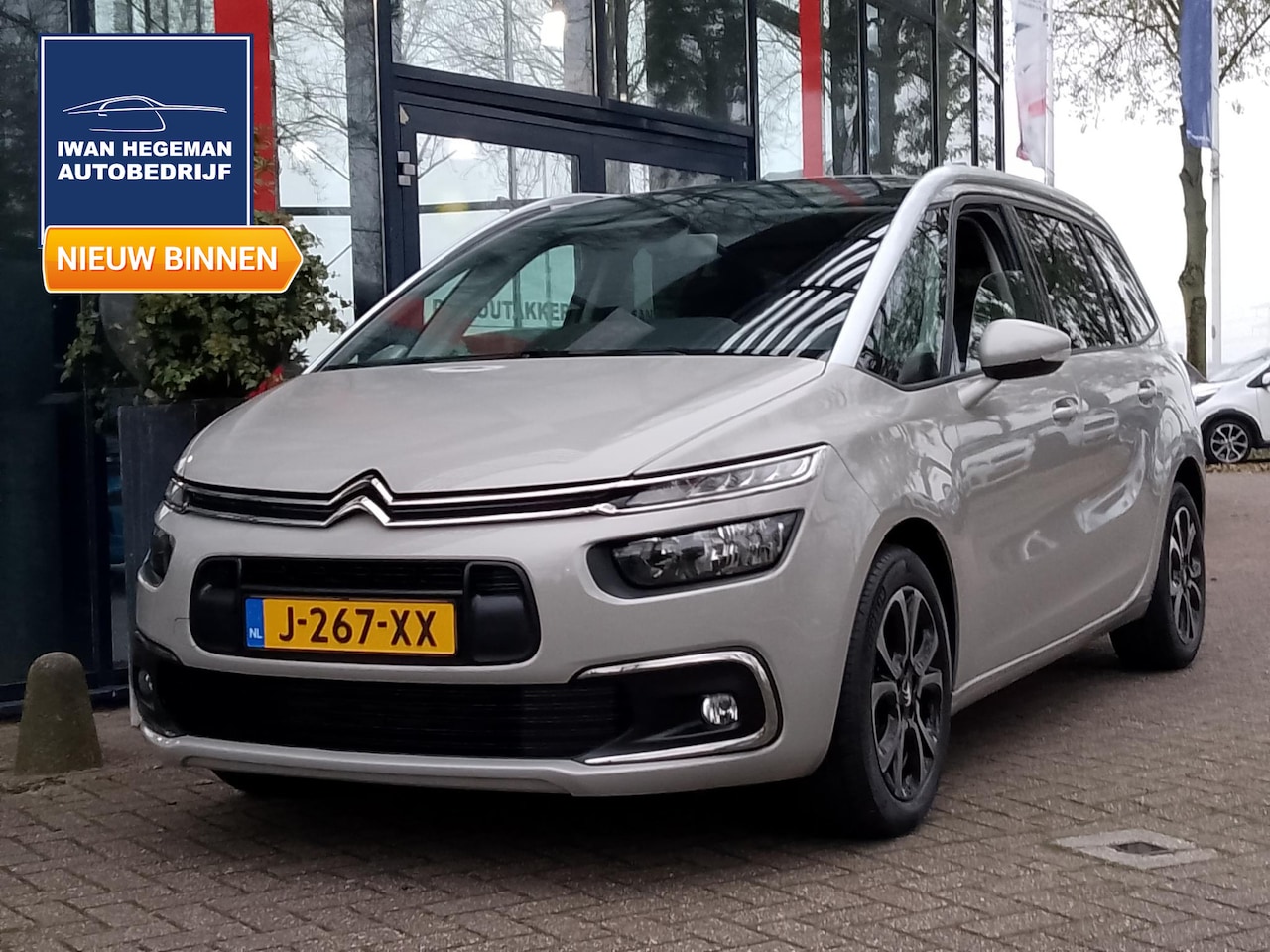 Citroën Grand C4 SpaceTourer - 7 persoons | Pano-voorruit | Trekhaak | Navi | ECC | PDC | Cruise Control | LM Velgen - AutoWereld.nl