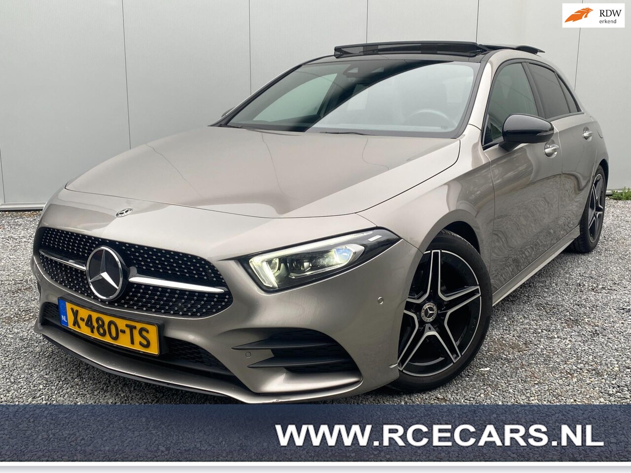 Mercedes-Benz A-klasse - 200 Business Solution AMG Upgrade |Pano|Sfeer|Virtual|ACC|Memory|Hud|Carplay| - AutoWereld.nl