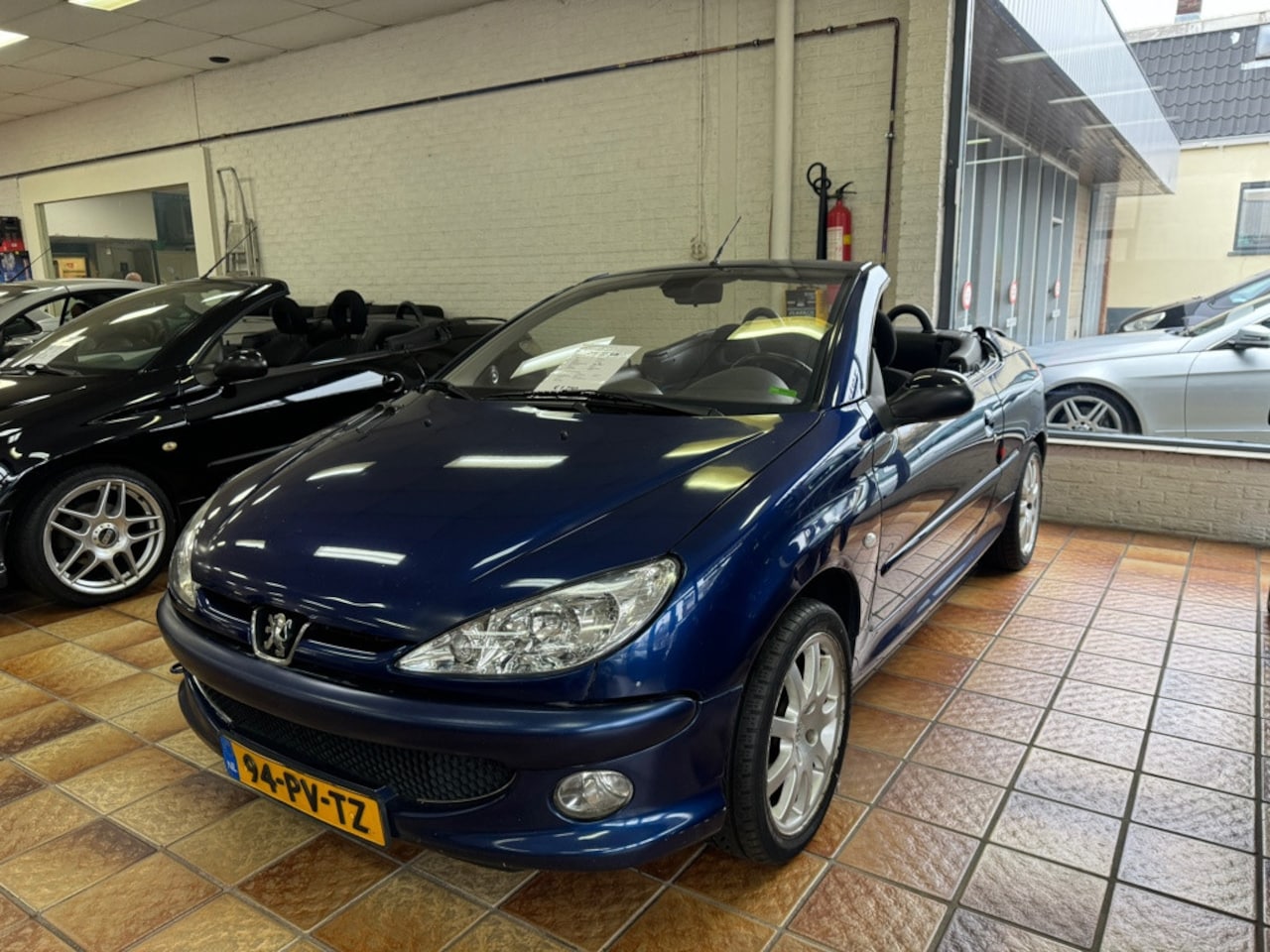 Peugeot 206 CC - 2.0-16V 2.0-16V - AutoWereld.nl