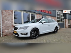 Seat Leon ST - 1.8 TSI FR 180PK Panoramadak Automaat/DSG LED Navigatie Airco/Clima Mooie/Nette Auto