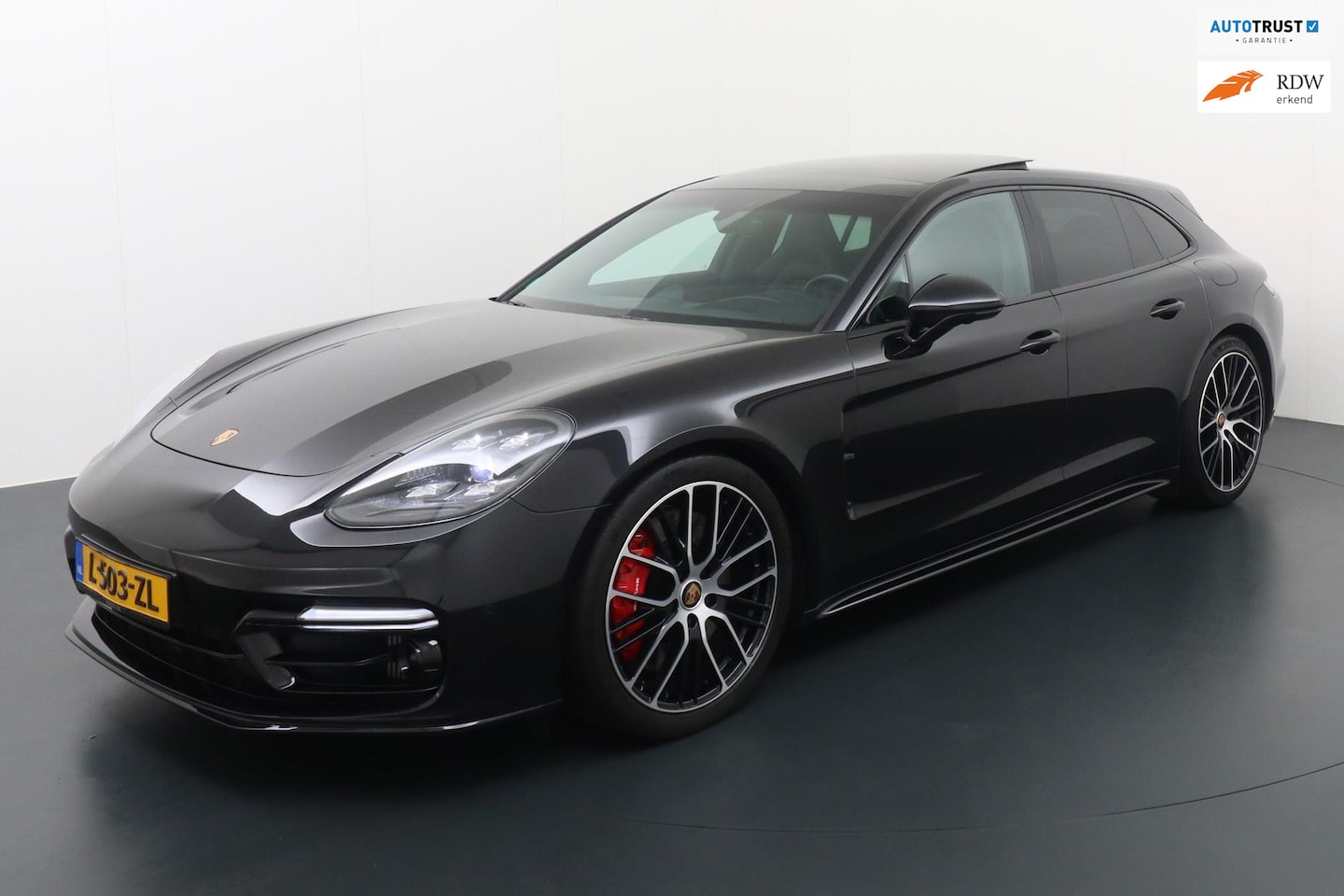 Porsche Panamera Sport Turismo - 2.9 4S E-Hybrid Luchtvering Softclose Panoramadak - AutoWereld.nl