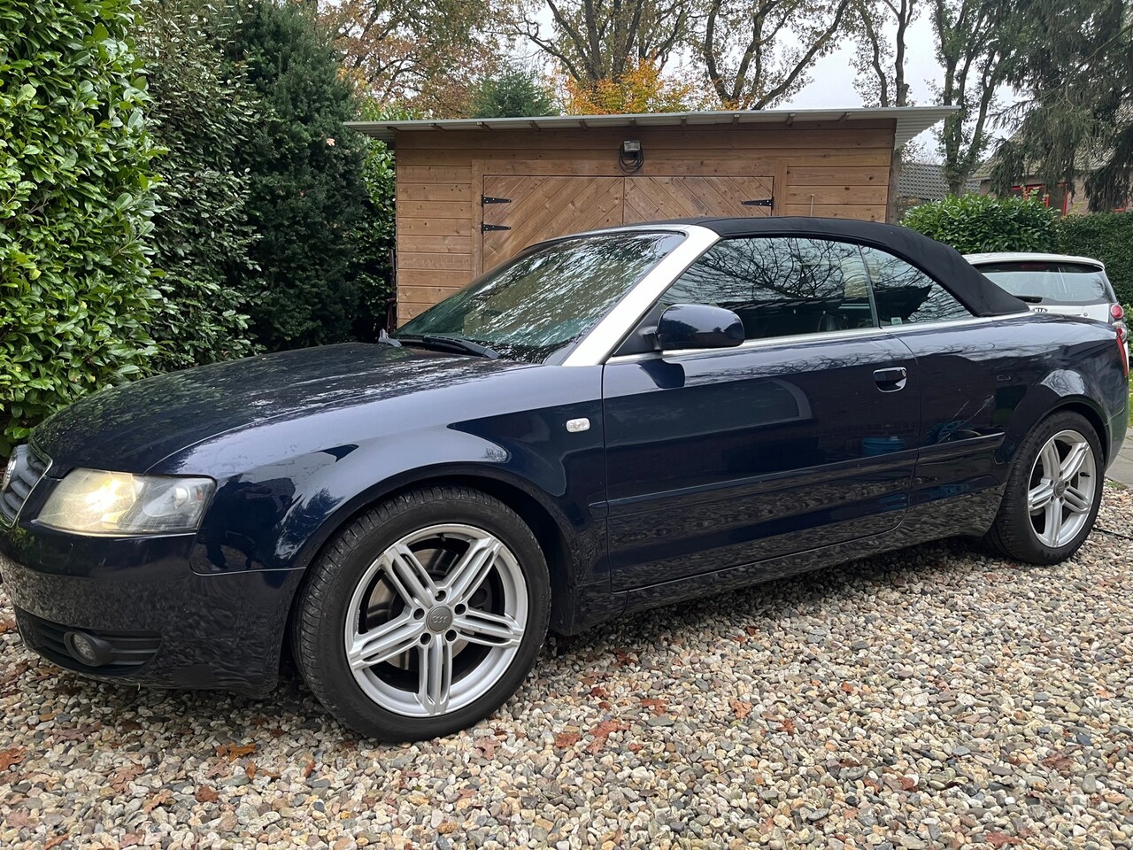 Audi A4 Cabriolet - 3.0 V6 Exclusive AUTOMAAT ! - AutoWereld.nl