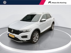 Volkswagen T-Roc - 1.5 TSI Sport · Trekhaak · Navigatie · Digital Cockpit · DSG