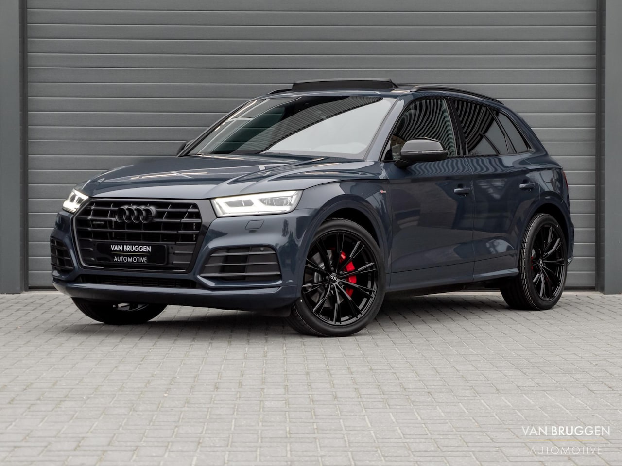 Audi Q5 - 50 TFSI E Quattro S-Line Pano RS-Stoelen Luchtv Trekhaak B&O Individual - AutoWereld.nl