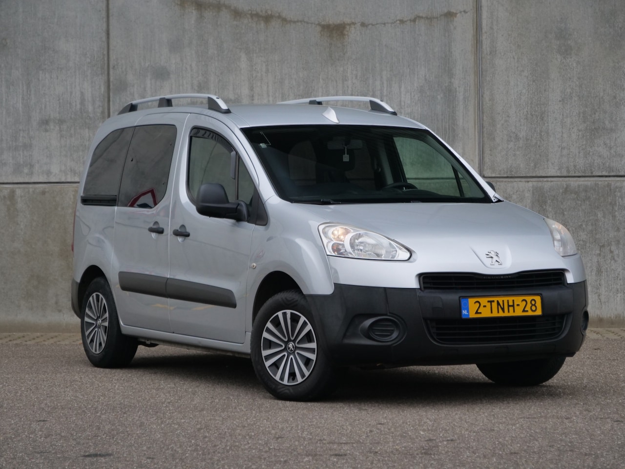 Peugeot Partner Tepee - 1.6 VTi Access | NL auto | - AutoWereld.nl