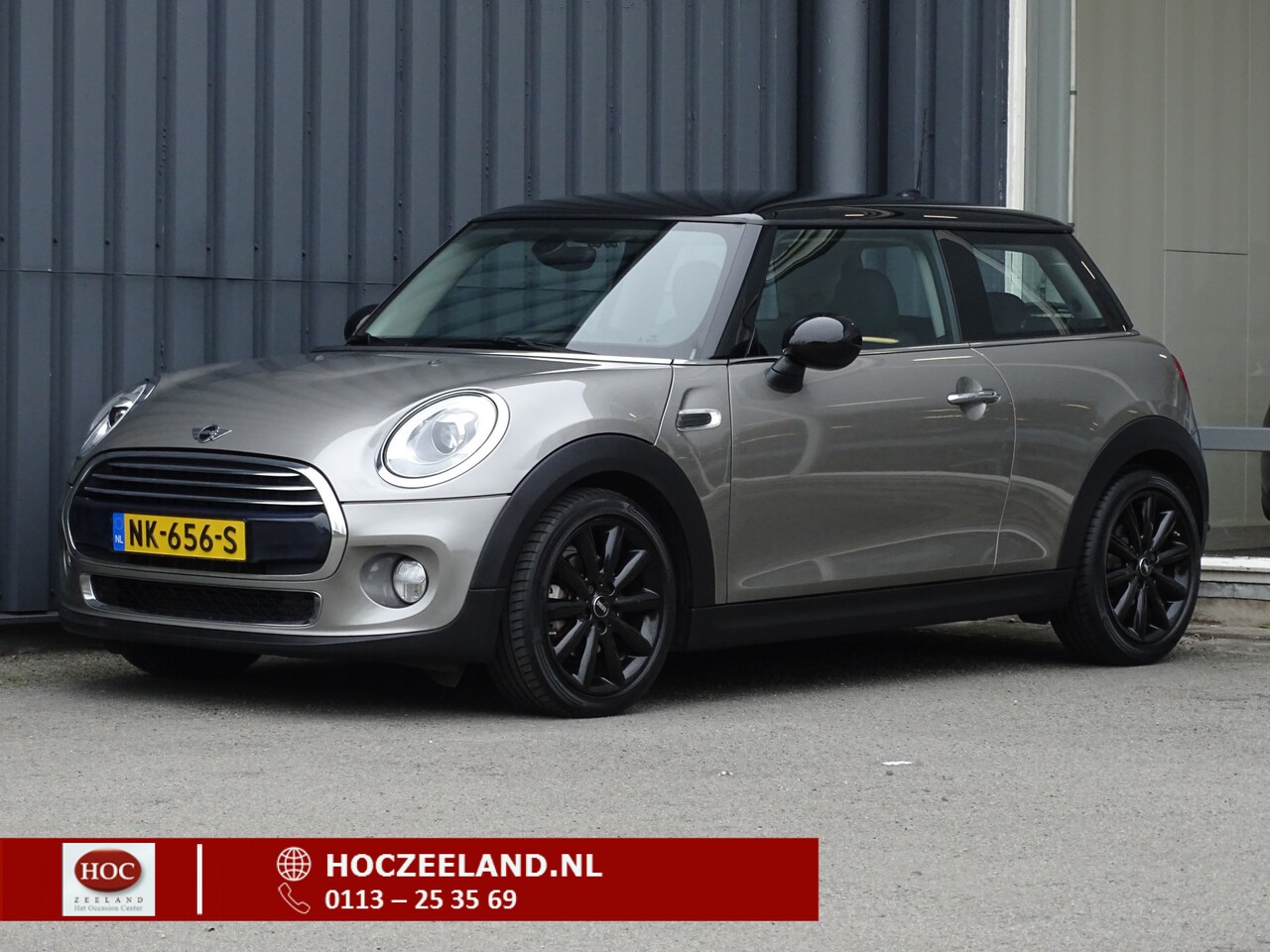 MINI Cooper - Mini 1.5 Chili Serious Business | Navi | Led | Keyless - AutoWereld.nl