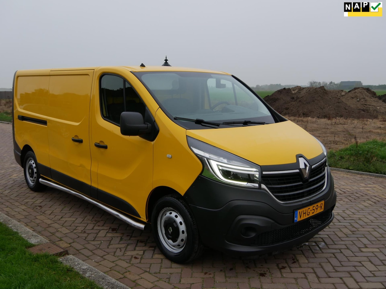 Renault Trafic - 2.0 dCi 120 T29 L2H1 Comfort 88kW AC - AutoWereld.nl