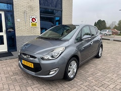 Hyundai ix20 - 1.6i i-Vision-panodak-trekhaak-NL auto-125pk