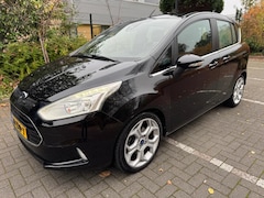 Ford B-Max - 1.0 EcoBoost Titanium / LED / PDC / Leder / Trekhaak