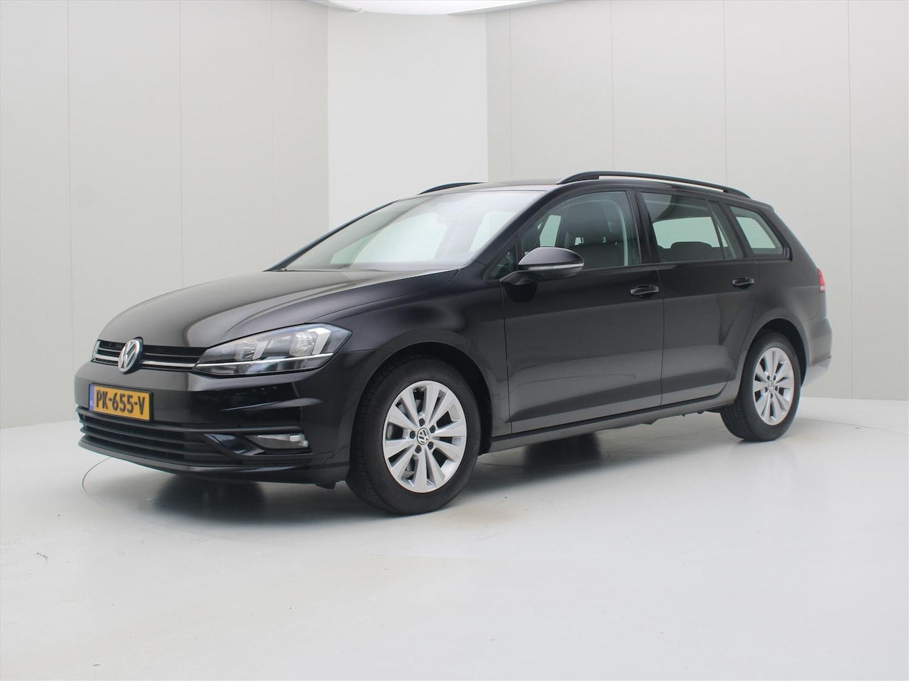 Volkswagen Golf Variant - 1.0 TSI 110pk 6-bak Trendline [ AIRCO+CARPLAY+LMV ] - AutoWereld.nl