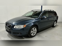 Volvo V70 - 2.5T Kinetic AUTOMAAT / YOUNGTIMER