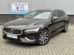 Volvo V60 - 2.0 T8 Twin Engine AWD Inscription | Carplay | Memory seats | Dodehoek-assistent - Noodrem