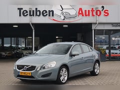 Volvo S60 - 2.0T Intro Edition Navigatie, Cruise control, Climate control, Lane control